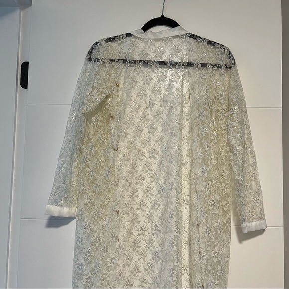 Vintage Lace Open Robe - Picture 10 of 16